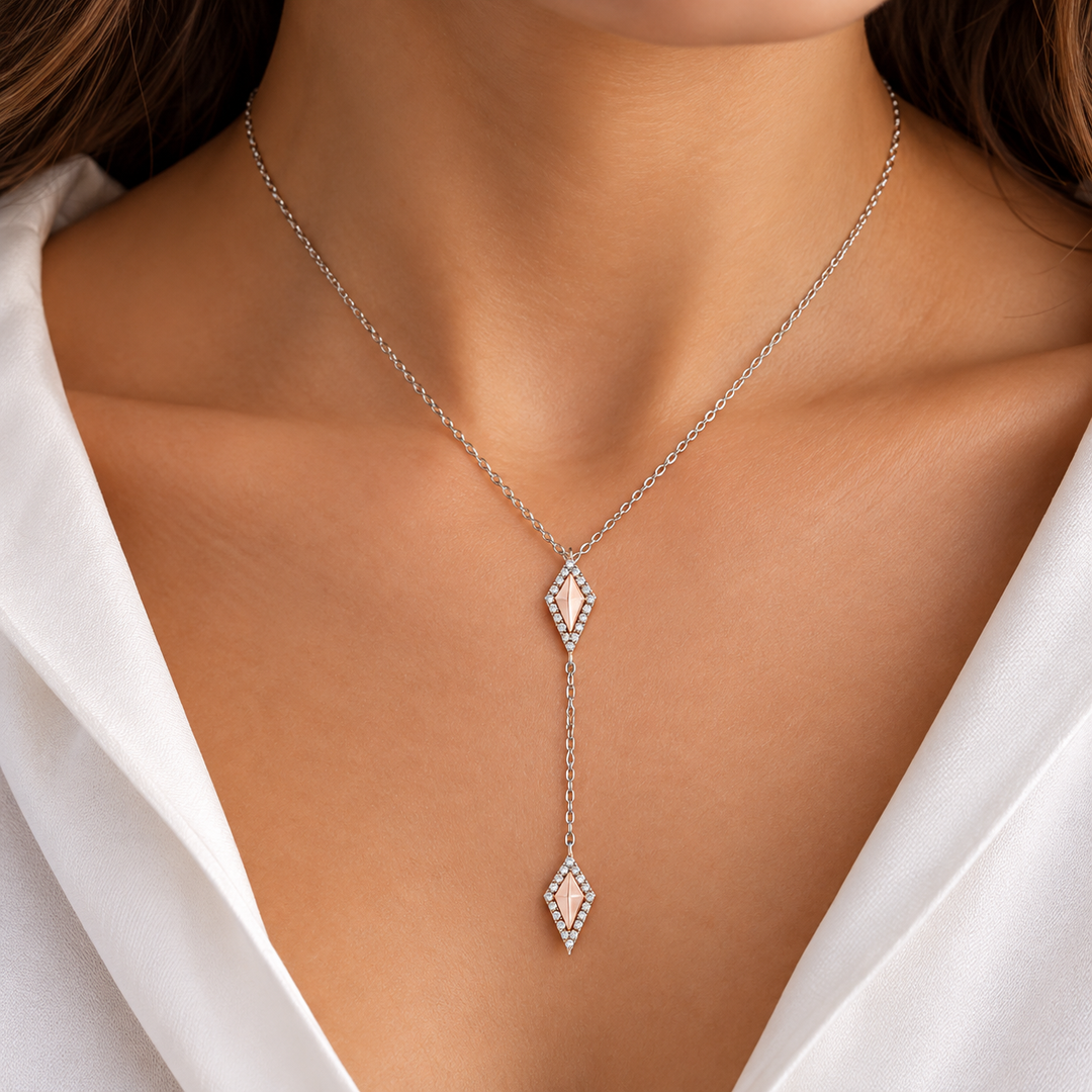 DIAMOND 18KT GOLD NECKLACE DN1W267