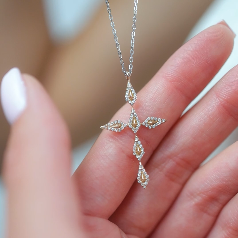 DIAMOND 18KT GOLD NECKLACE DN1W265