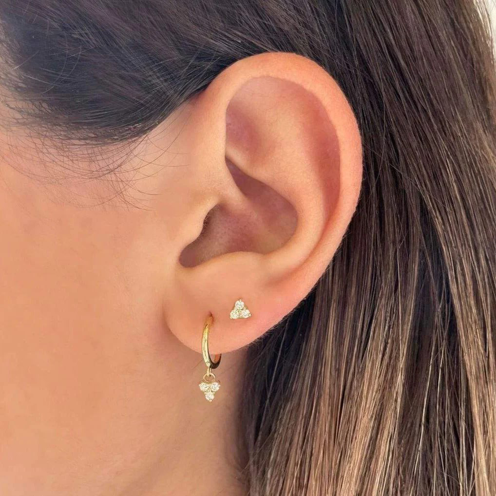 DIAMOND 18KT GOLD EARRING DE1Y126